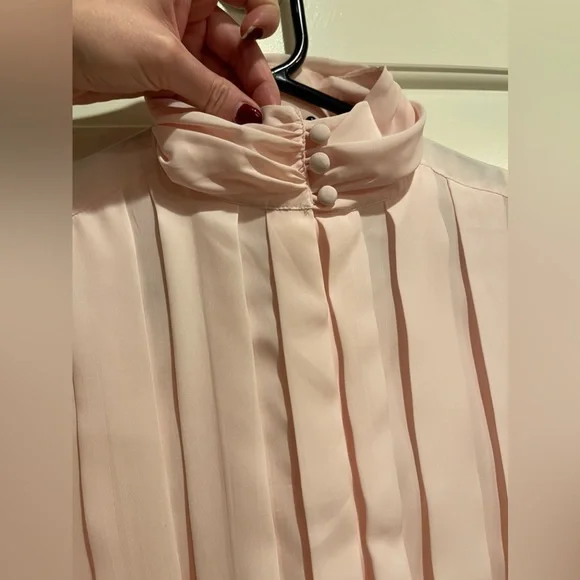 Vintage Soft Pink Blouse Size 16 - Picture 2 of 10